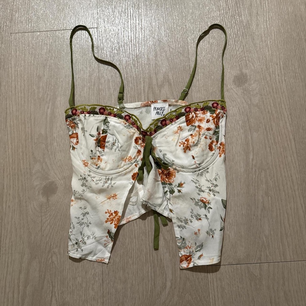Princess Polly Floral Crop Top - Cream and Green